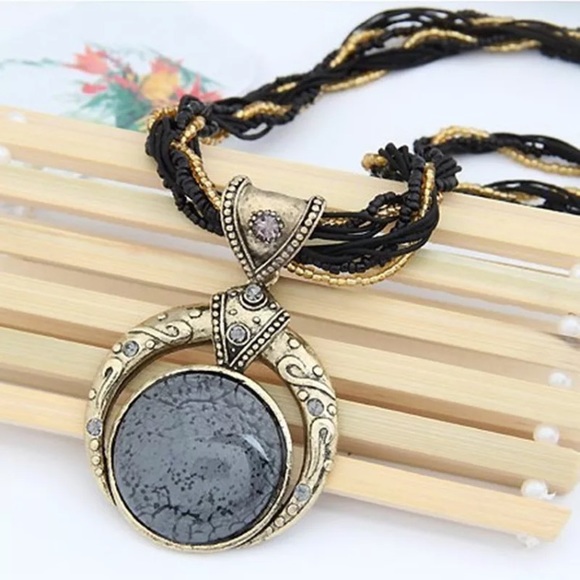Jewelry - Black beaded Bohemia Vintage Necklace